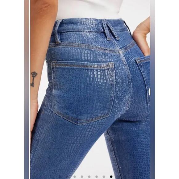 Good American Denim Snakeskin High Rise Straight Leg Jeans Sz 8 / 29 - Picture 6 of 8